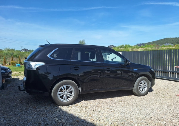 Mitsubishi Outlander cena 59990 przebieg: 212750, rok produkcji 2014 z Chęciny małe 254